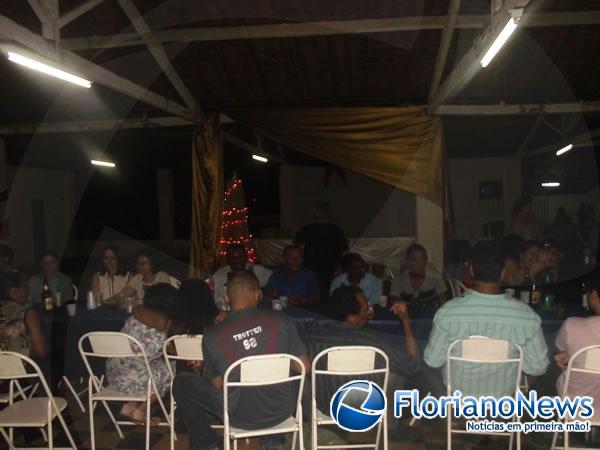 Secretaria Municipal de Educa&ccedil;&atilde;o realizou confraterniza&ccedil;&atilde;o de fim de ano.(Imagem:FlorianoNews)