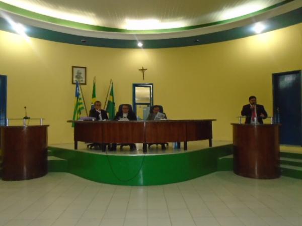 Vereador endereça Carta Aberta à população florianense em defesa do PT.(Imagem:FlorianoNews)
