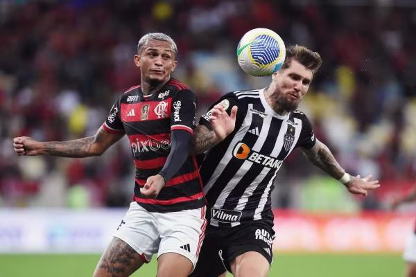 Wesley em a&ccedil;&atilde;o no Flamengo x Atl&eacute;tico-MG.(Imagem:Alexandre Dur&atilde;o)