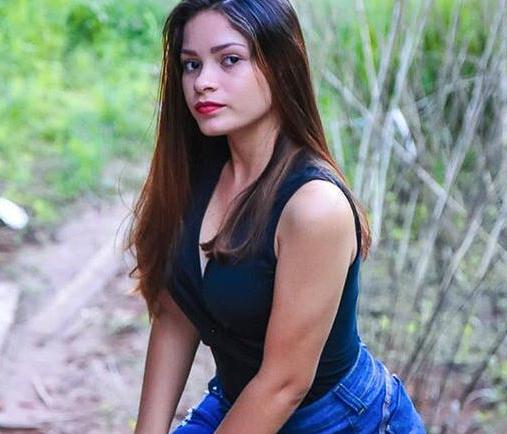 Ex-candidata a miss é encontrada morta em matagal