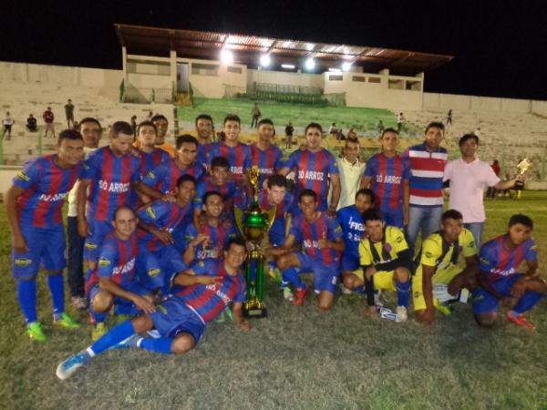 São João dos Patos vence nos pênaltis a final do Campeonato Regional Florianense de Futebol