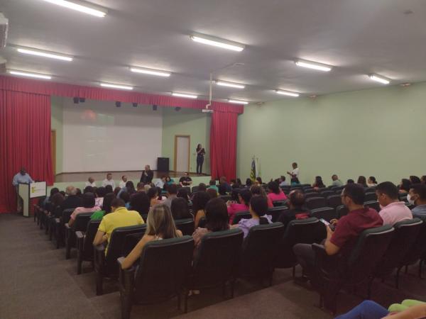 Secretaria de Educação realiza Formação