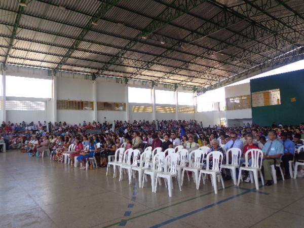Testemunhas de Jeov&aacute; se re&uacute;nem em Congresso de Distrito.(Imagem:FlorianoNews)