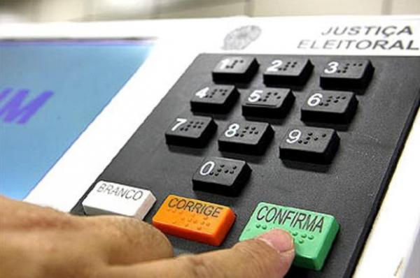 Campanha eleitoral mais curta dos últimos 18 anos começa nesta terça