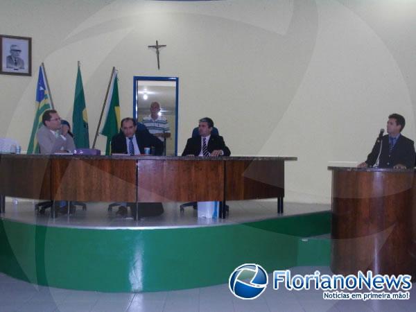 C&acirc;mara de Vereadores de Floriano discute seguran&ccedil;a p&uacute;blica em Sess&atilde;o Ordin&aacute;ria.(Imagem:FlorianoNews)