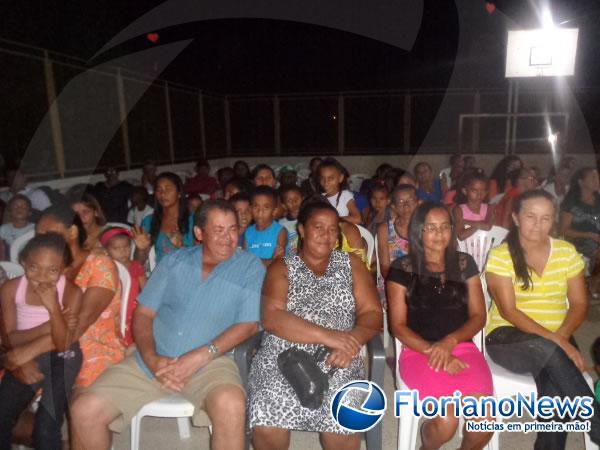 Escolas municipais realizaram festa do Dia das M&atilde;es na localidade Amolar.(Imagem:FlorianoNews)