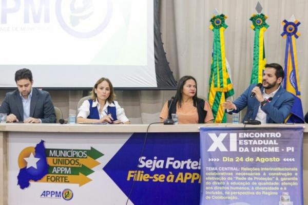 O evento reuniu os Conselhos Municipais de Educa&ccedil;&atilde;o de todo o estado, nesta quinta-feira (24), no audit&oacute;rio da Associa&ccedil;&atilde;o Piauiense de Munic&iacute;pios (APPM).(Imagem:Divulga&ccedil;&atilde;o)