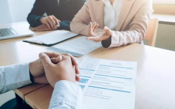 Currículo, entrevista de emprego, trabalho, emprego.(Imagem:Divulgação/Pitang )