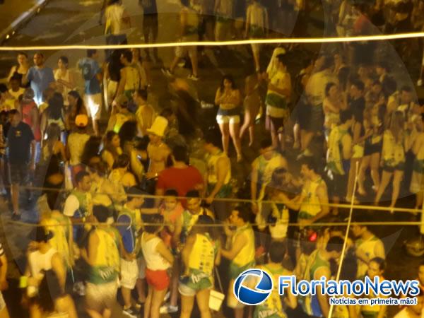 Chicabana agita arrastão na abertura do carnaval de Floriano.(Imagem:FlorianoNews)