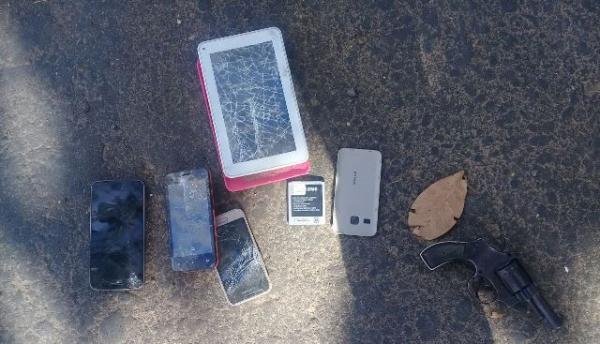 Suspeito morre e outro fica ferido em persegui&ccedil;&atilde;o policial em Floriano.(Imagem:Reprodu&ccedil;&atilde;o/Whatsapp)