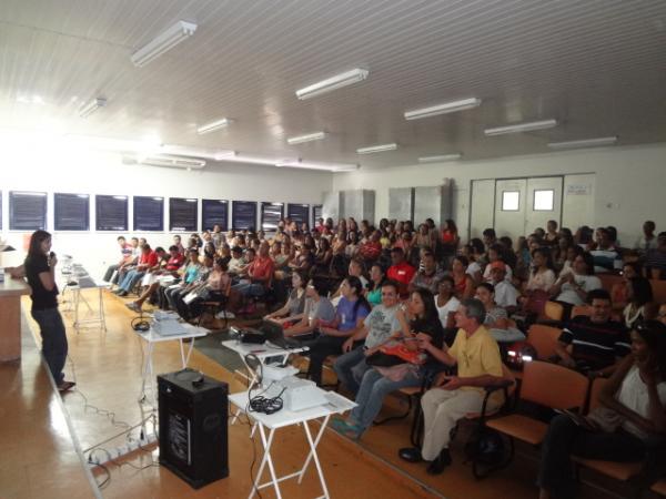 Treinamento para mes&aacute;rios de Floriano continuou neste domingo.(Imagem:FlorianoNews)
