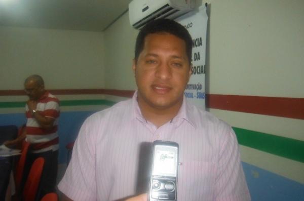 Gleydson Resende, Prefeito de Bar&atilde;o de Graja&uacute;.(Imagem:FlorianoNews)