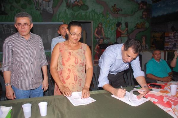 Prefeito assina conv&ecirc;nio com Sindicatos dos Trabalhadores Rurais.(Imagem:Secom)