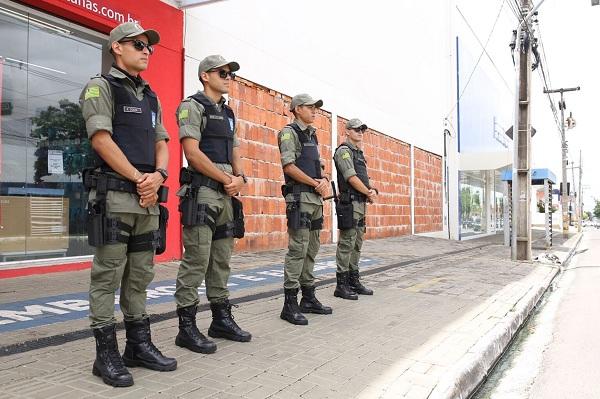 PM refor&ccedil;a policiamento com est&aacute;gio de alunos do Curso de Forma&ccedil;&atilde;o de Soldados.(Imagem:Divulga&ccedil;&atilde;o)