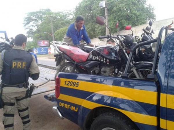 PRF recolhe 245 motos irregulares em operação