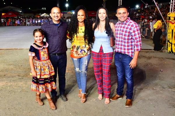 Vereadores de Floriano prestigiam abertura de Festival Regional da Tradição Junina Nacional(Imagem:CMF)