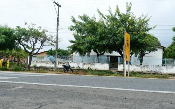  Mutir&atilde;o inicia limpeza das escolas municipais para retorno &agrave;s aulas.(Imagem:Secom)