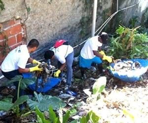 Contra o Aedes, operação já recolheu 500 toneladas de lixo em Teresina