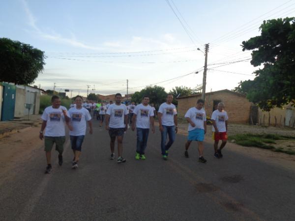 Realizada há 30 anos, Caminhada dos Homens aconteceu nesta Sexta-feira Santa