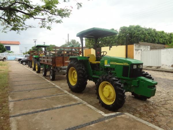 Comunidades rurais de Floriano s&atilde;o beneficiadas com patrulhas mecanizadas.(Imagem:FlorianoNews)