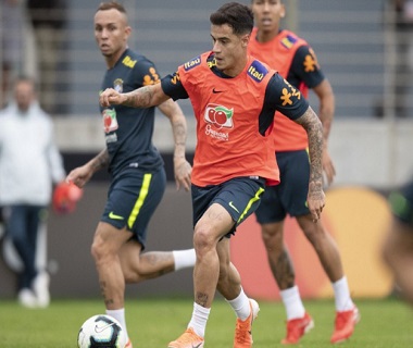 Gramado e pênaltis preocupam Brasil em novo duelo com Paraguai