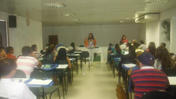 Vigilância Sanitária realiza curso de capacitação em Floriano.(Imagem:FlorianoNews)