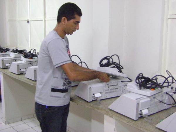 Insemina&ccedil;&atilde;o das urnas eletr&ocirc;nicas(Imagem:Cida Santana)