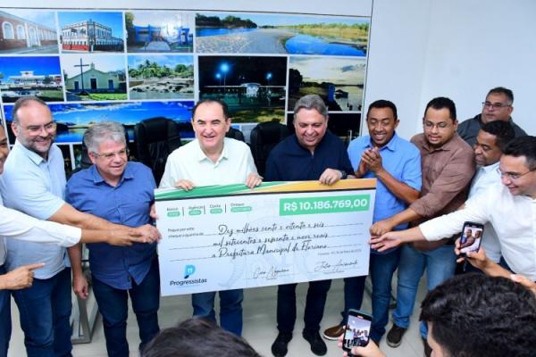 Floriano recebe mais de R$ 10 milh&otilde;es em investimentos para a sa&uacute;de p&uacute;blica(Imagem:Secom)