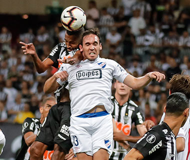 Atlético-MG perde no Mineirão e está fora da Libertadores