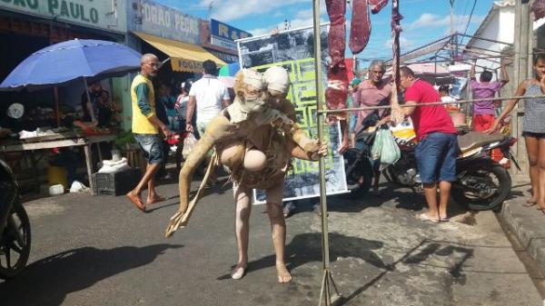 Mercado central de Floriano recebe espetáculo