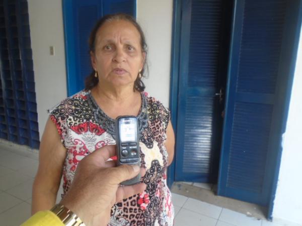 Professora L&eacute;a Almeida(Imagem:FlorianoNews)