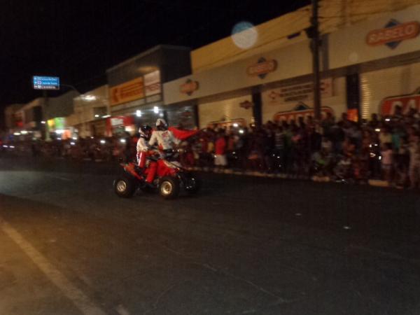 Cajueiro Motos promoveu Show de manobras com a Equipe For&ccedil;a e Ac&atilde;o em Floriano.(Imagem:FlorianoNews)