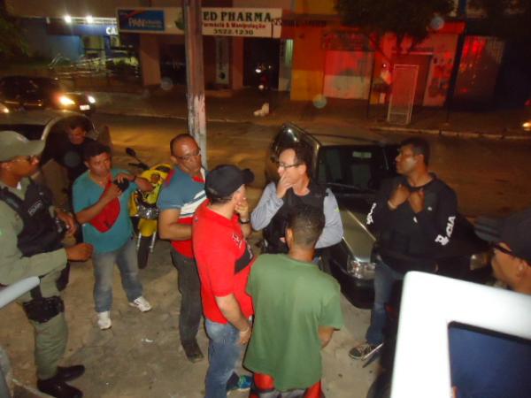 Operação conjunta das polícias de Uruçui e Floriano resulta na prisão de onze pessoas