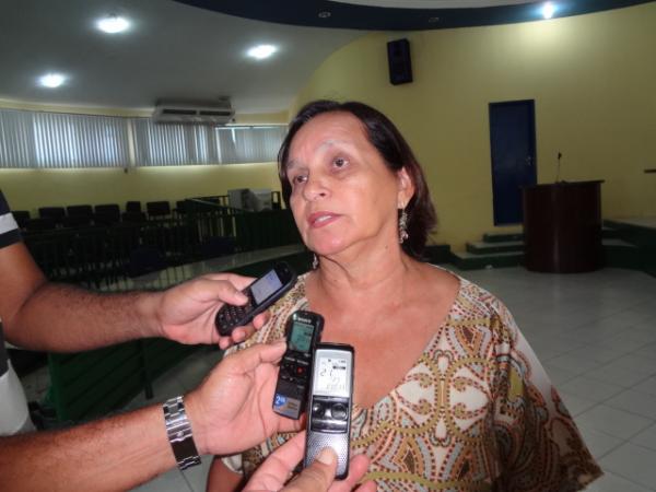 L&eacute;a Almeida, Presidente do SINTE Regional de Floriano(Imagem:FlorianoNews)