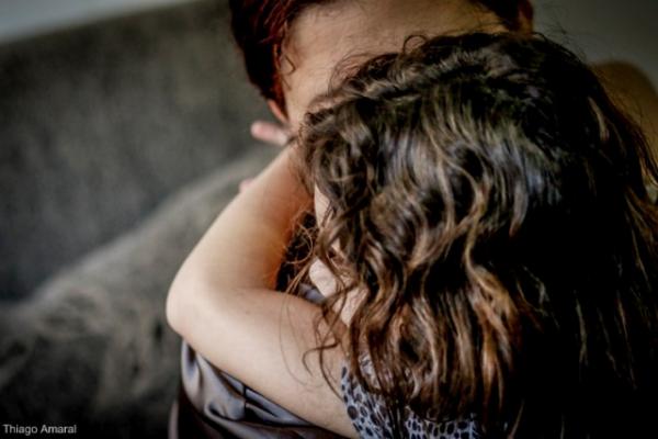 Mãe de filha trans fala da dor e das alegrias: "não vamos agredir, vamos trabalhar para ter respeito