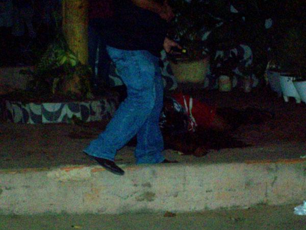 Homem é executado com tiros em possível acerto de contas