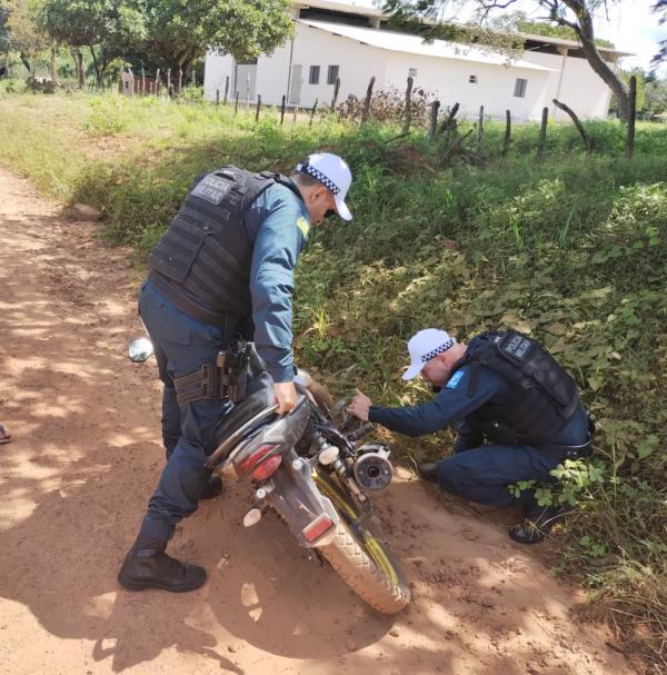  Fiscaliza&ccedil;&atilde;o do 3&ordm; BPM refor&ccedil;a seguran&ccedil;a no tr&acirc;nsito em Floriano.(Imagem:Divulga&ccedil;&atilde;o/PM)