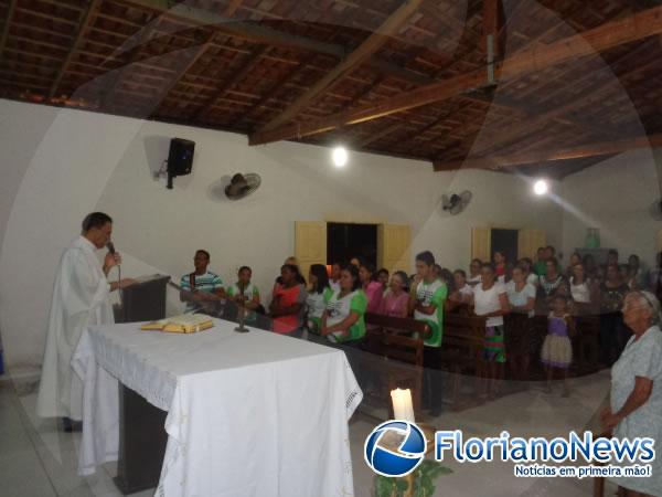 Renova&ccedil;&atilde;o Carim&aacute;stica realiza IX Congresso de Ora&ccedil;&atilde;o em Floriano.(Imagem:FlorianoNews)