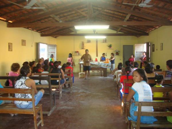 Comunidade em Festa - Inicio do Festejo de Sta Teresinha(Imagem:reda&ccedil;&atilde;o)