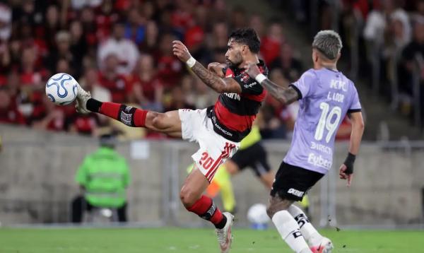 Pela quinta vez, Brasil põe "trinca" nas semifinais da Libertadores