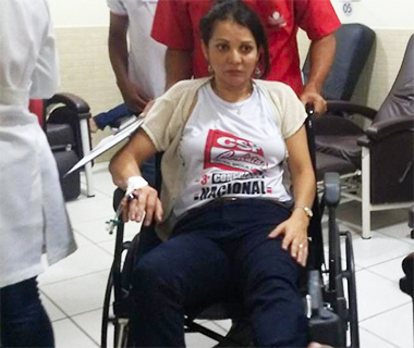Professora ferida em tumulto na Assembleia deve ficar 90 dias sem dar aulas