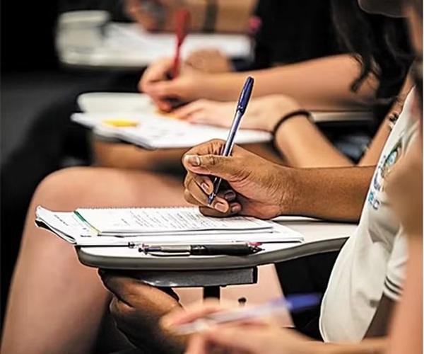 Governo anuncia retificações em editais do Concurso Nacional Unificado
