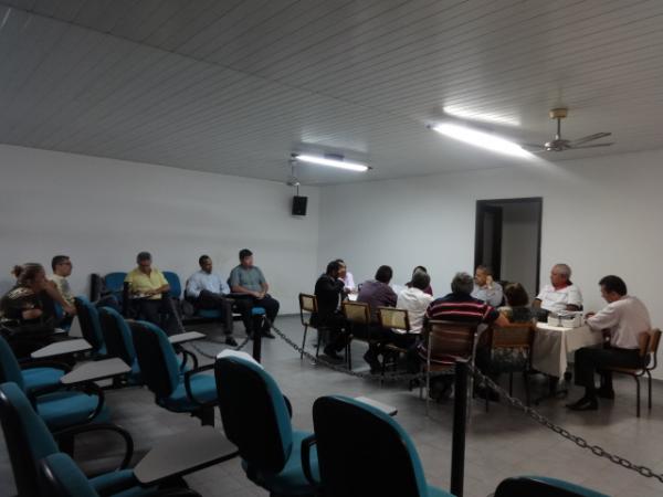 Audiência discutiu a regularização de imóveis em Floriano