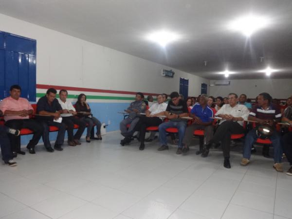 Sociedade debateu Seguran&ccedil;a P&uacute;blica em audi&ecirc;ncia realizada em Bar&atilde;o de Graja&uacute;.(Imagem:FlorianoNews)