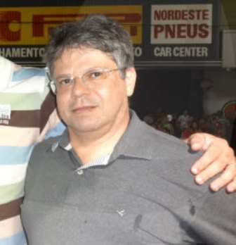 Deputado Gustavo Neiva parabeniza Carnaval de Floriano