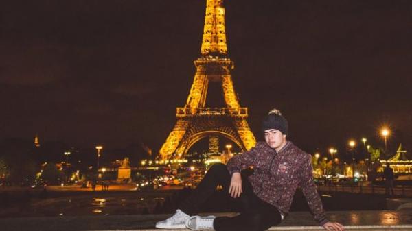  Whindersson Nunes em Paris, onde apresentou pela primeira vez seu espet&aacute;culo de humor em duas sess&otilde;es lotadas.(Imagem:Beto Moraes/Divulga&ccedil;&atilde;o)