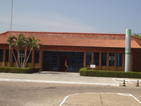 Reforma e amplia&ccedil;&atilde;o no IFPI de Floriano est&aacute; na reta final.(Imagem:FlorianoNews)
