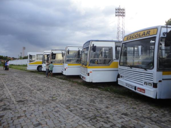 Transporte escolar(Imagem:Floriano News)