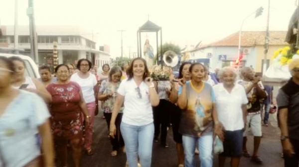 Prociss&atilde;o n&aacute;utica leva imagem de S&atilde;o Pedro de Alc&acirc;ntara pelas &aacute;guas do Rio Parna&iacute;ba.(Imagem:FlorianoNews)