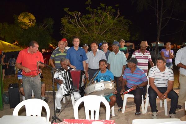Prefeito Gilberto J&uacute;nior participa da abertura da 45&ordm; Exposi&ccedil;&atilde;o de Floriano(Imagem:Waldemir Miranda)